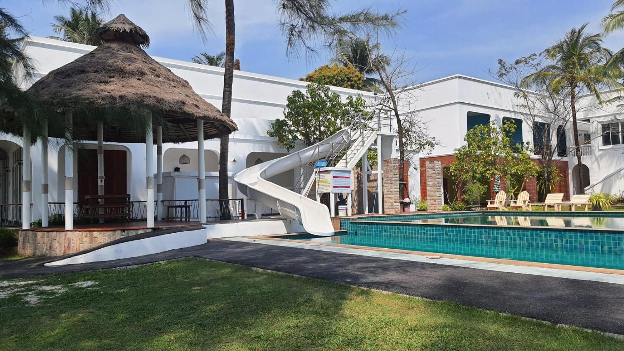 Meet The Sea Hotel Khlong Yai Exterior foto